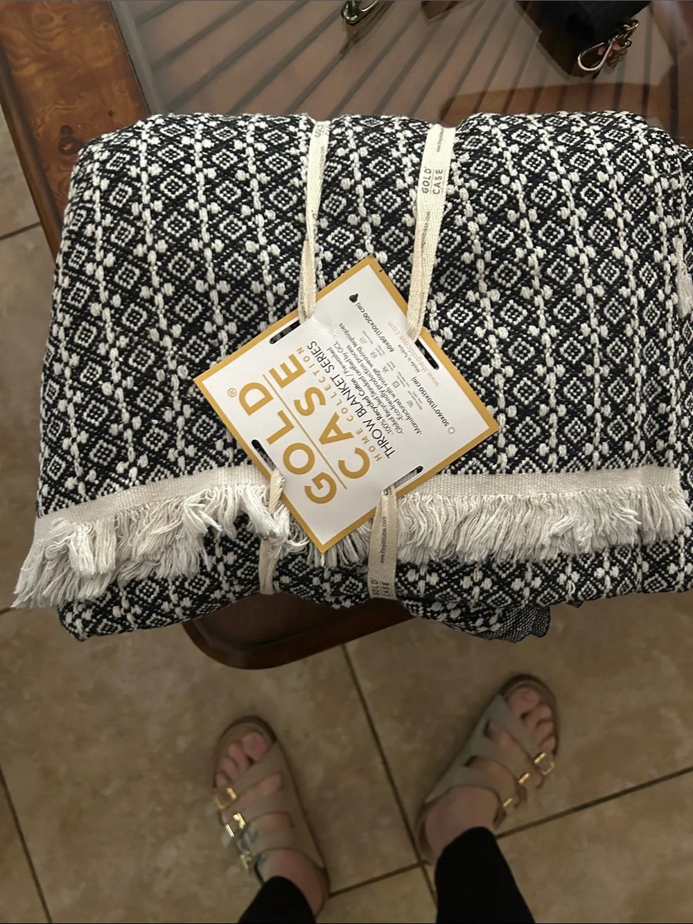 Black & White Diamond-Pattern Throw Blanket with Fringe